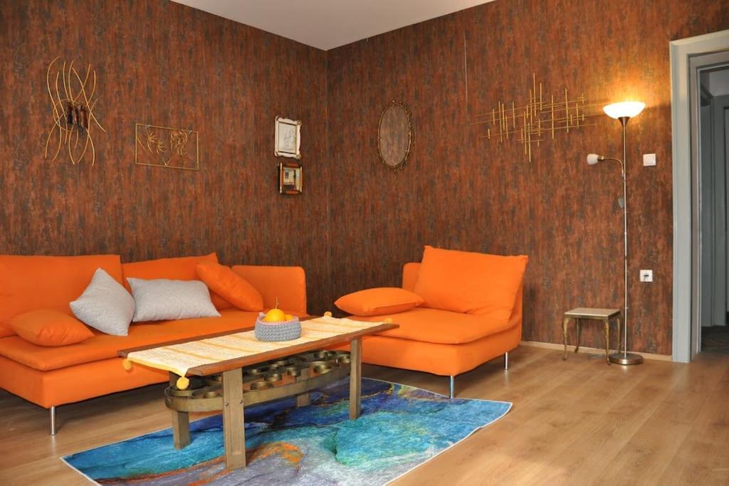 Bright And Colourful Apartment Luce -Sandy Beach Split Exterior photo