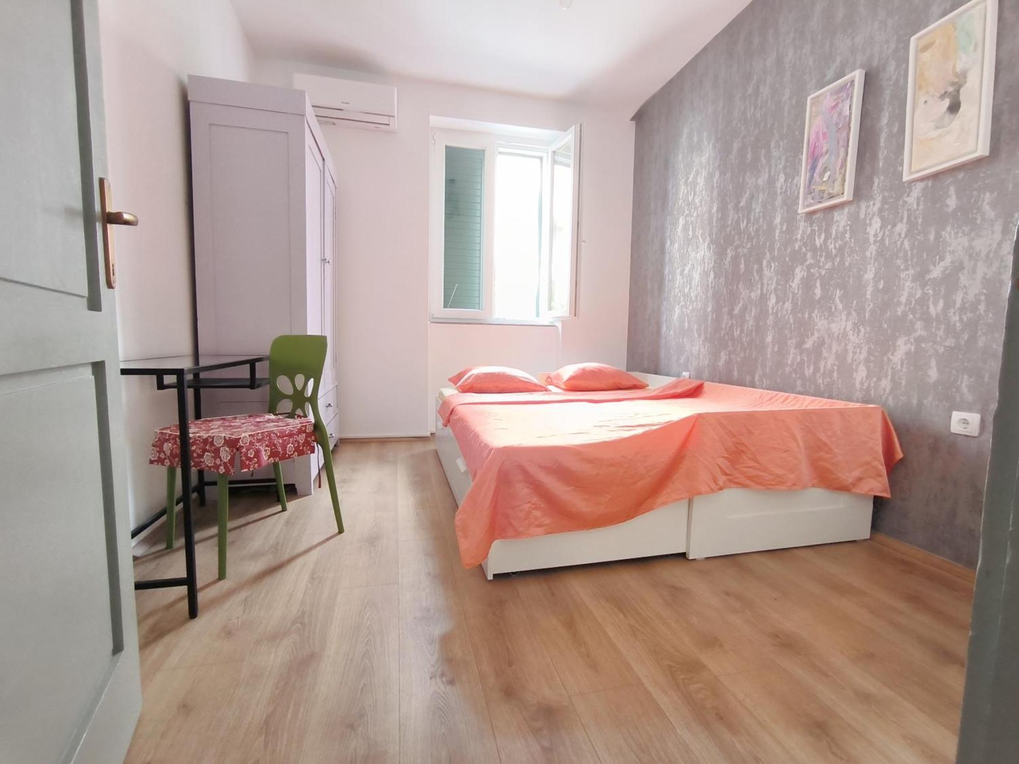 Bright And Colourful Apartment Luce -Sandy Beach Split Exterior photo